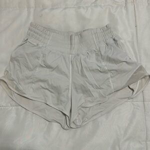 Lululemon shorts - hotty hot